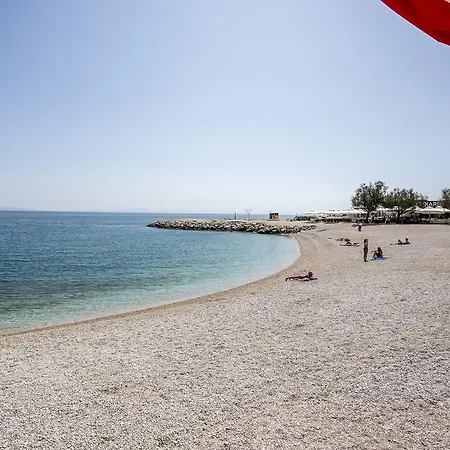 Morska Vila 3 Апартаменти Спліт